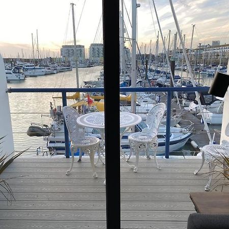 Seascape - Floating Home At Brighton Marina With Free Parking ภายนอก รูปภาพ